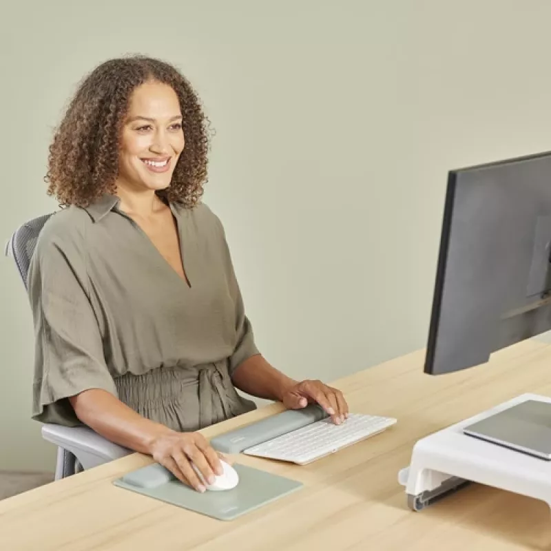 Fellowes klawiatura Wrist Rest Breyta Compact klawiatura Wrist Support with Antibacterial Protection Ergonomic Wrist Support Sage