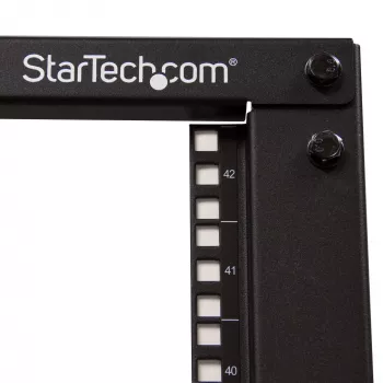 StarTech.com 4-Post 42U Mobilna otwarta rama serwerowa, czterosłupkowa 19-calowa szafa sieciowa na kółkach, szafa jezdna z regulowaną głębokością dla sprzętu komputerowego/AV/Data/IT – koła jezdne, nóżki poziomujące lub montaż do podłogi
