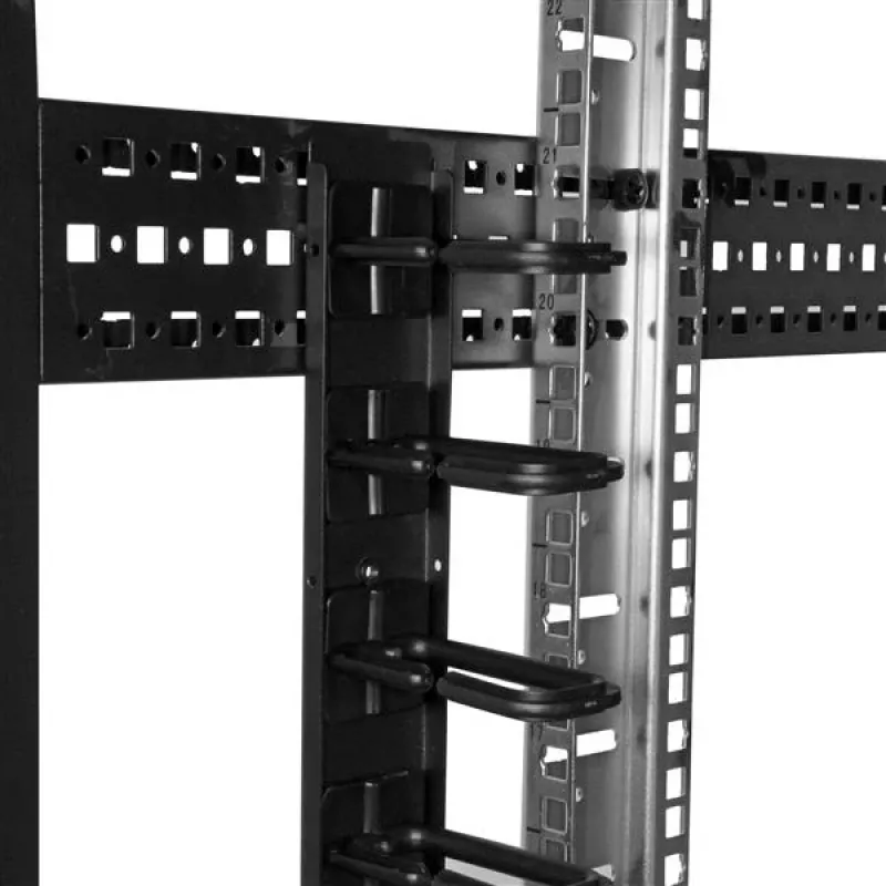 StarTech.com Pionowy organizer kabli z zaczepami typu D-Ring - 0U - 6 stóp