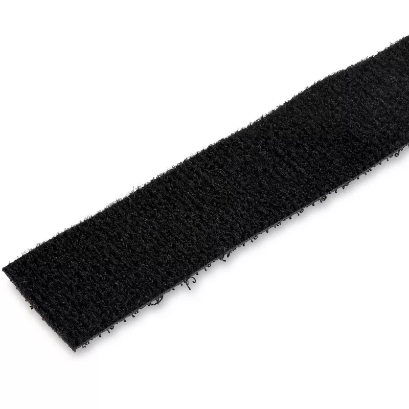 StarTech.com 50ft rolka rzepu - przycinane, wielokrotnego użytku opaski kablowe - hurtowa taśma przemysłowa do mocowania przewodów / regulowane owijki materiałowe czarne / wielokrotne samoprzylepne paski do zarządzania kablami