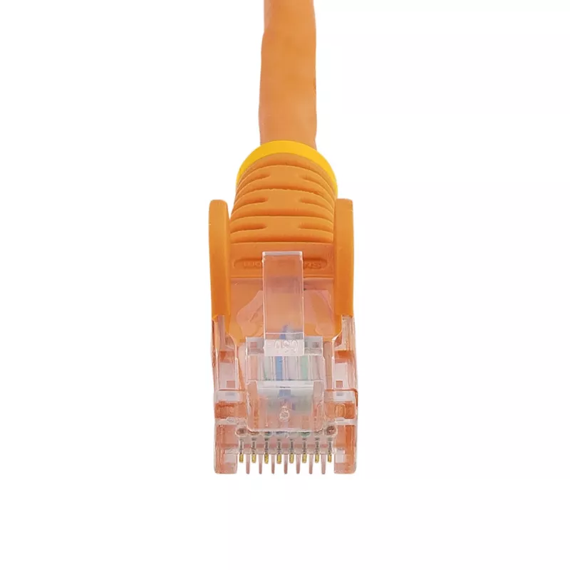 Kabel krosowy Ethernet Cat5e StarTech.com ze złączami RJ45 bez zaczepów - 0,5 m, pomarańczowy