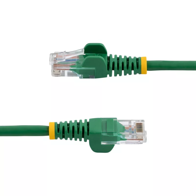StarTech.com Kabel krosowy Ethernet Cat5e ze złączami RJ45 bez zaczepów - 5 m, zielony