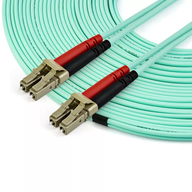 Kabel światłowodowy wielomodowy StarTech.com 15 m (50 stóp) LC/UPC na LC/UPC OM4, włókno LOMMF/VCSEL 50/125 µm Zipcord, 100G, niskie tłumienie wtrąceniowe - zworka światłowodowa LSZH