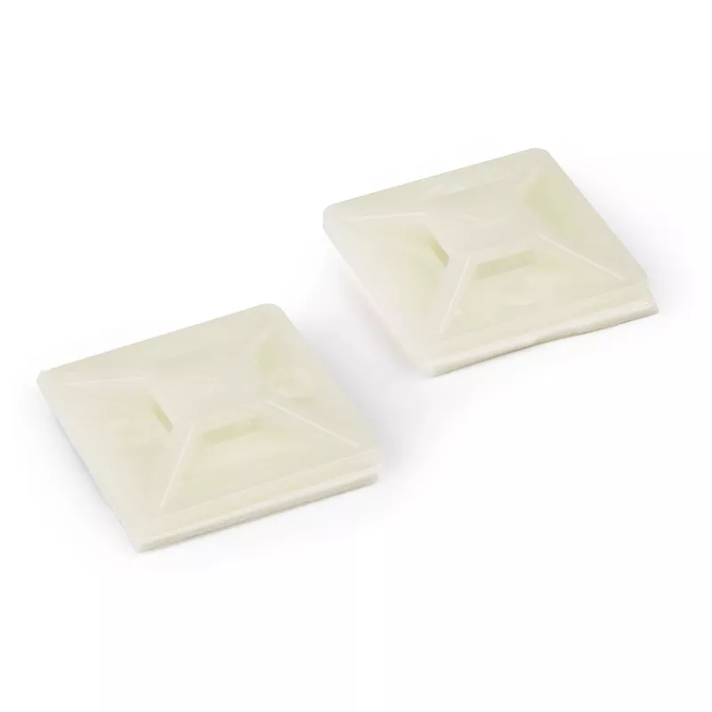 StarTech.com 100 szt. Samoprzylepne uchwyty do opasek zaciskowych, do opasek o szerokości 4,6 mm - Nylon/tworzywo sztuczne - Uchwyty do opasek zaciskowych do kabli elektrycznych/sieciowych / Klasa ogniowa 94V-2, certyfikat UL, TAA