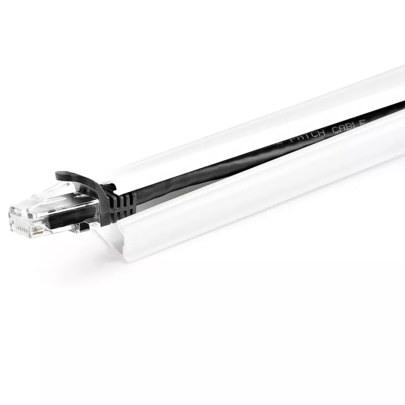 StarTech.com Solidny kanał kablowy z taśmą klejącą i pokrywą, 3/4 cala (19 mm) szer. x 1/2 cala (13 mm) wys. - długość 6 stóp (1,8 m), Zestaw do ukrywania przewodów sieciowych/zasilających PVC - System korytek kablowych naściennych, wymieniony w UL