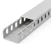 StarTech.com Korytko kablowe z otwartymi szczelinami i pokrywą, 1-1/2 cala (38 mm) szer. x 1 cal (25 mm) wys. - długość 6,5 stopy (2 m) - 1/4 cala (8 mm) szczeliny, PVC ukrywacz kabli sieciowych/ścienny kanał na przewody, maks. 20 kabli, certyfikat UL