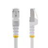 StarTech.com 7m kabel Ethernet CAT6a - biały - bezhalogenowy niskodymny (LSZH) - 10GbE 500MHz 100W PoE++ zatrzaski RJ-45 z zabezpieczeniem przed zaczepianiem i odciążkami S/FTP kabel krosowy sieciowy