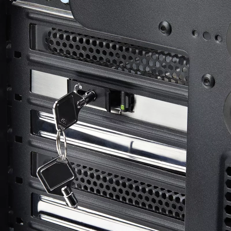 StarTech.com M.2 NVMe SSD do PCIe x4 Mobilna kieszeń/Backplane z wyjmowaną tacką do gniazda rozszerzeń PCI Express, beznarzędziowa instalacja, zatoka na napęd z hot-swap PCIe 4.0/3.0, zamek na klucz - 2 klucze w zestawie