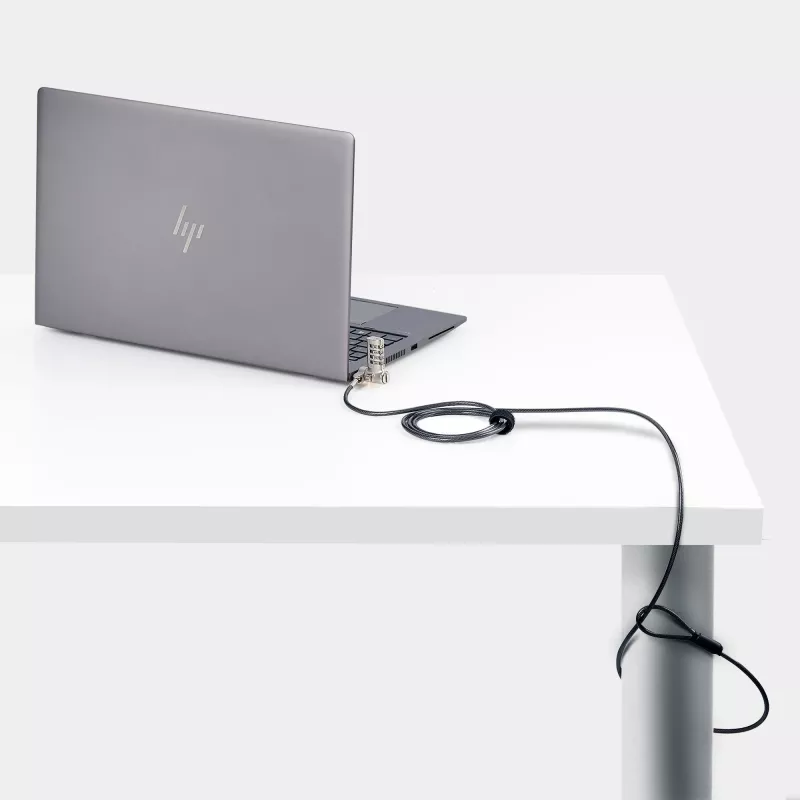 Uniwersalna linka zabezpieczająca StarTech.com do laptopa, 2 m, kompatybilna z Noble Wedge®/Nano/K-Slot; linka z zamkiem szyfrowym bez klucza, antykradzieżowa, odporna na przecięcie, stalowa