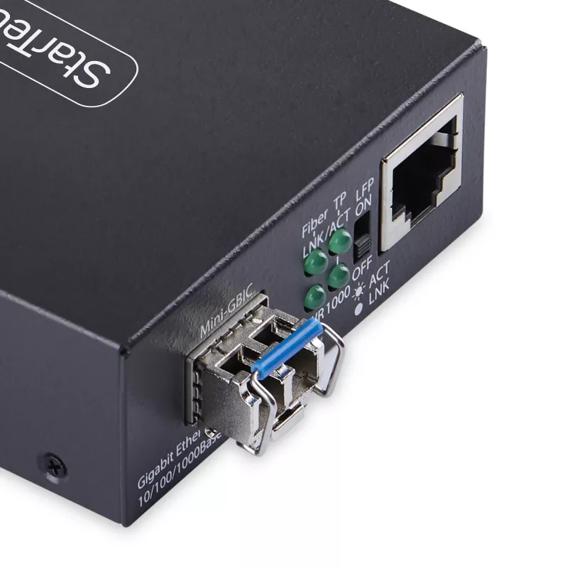 StarTech.com Konwerter mediów Gigabit Ethernet miedź-światłowód, SM LC, 20 km, 10/100/1000 Mb/s, RJ45 na LC, pełny metal, ramki Jumbo 9K, zgodny z TAA