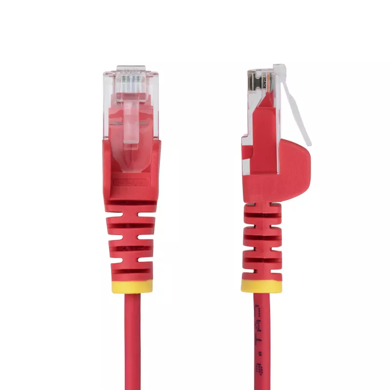 StarTech.com 1,5 m czerwony cienki kabel Ethernet kat. 6, bezzaczepowy, PoE 100 W, UTP, LSZH, 28 AWG czysta miedź, cienki patchcord RJ45 z odciążkami, indywidualnie testowany