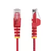 StarTech.com 2,5 m czerwony wąski kabel Ethernet kat. 6, zatrzask chroniony, PoE 100 W, UTP, LSZH, drut z czystej miedzi 28 AWG, wąski kabel krosowy RJ45 z odciążeniami, testowany indywidualnie