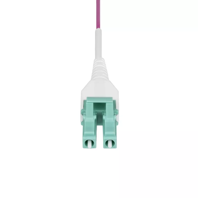 StarTech.com 30 m (100 stóp) kabel światłowodowy LC na LC (UPC) OM4 wielomodowy, Erika Violet, 50/125 µm, 40G/100G, LOMMF/VCSEL, złącze uniboot, OFNR Riser Rated