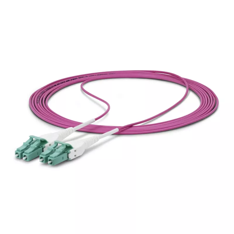 StarTech.com 30 m (100 stóp) kabel światłowodowy LC na LC (UPC) OM4 wielomodowy, Erika Violet, 50/125 µm, 40G/100G, LOMMF/VCSEL, złącze uniboot, OFNR Riser Rated