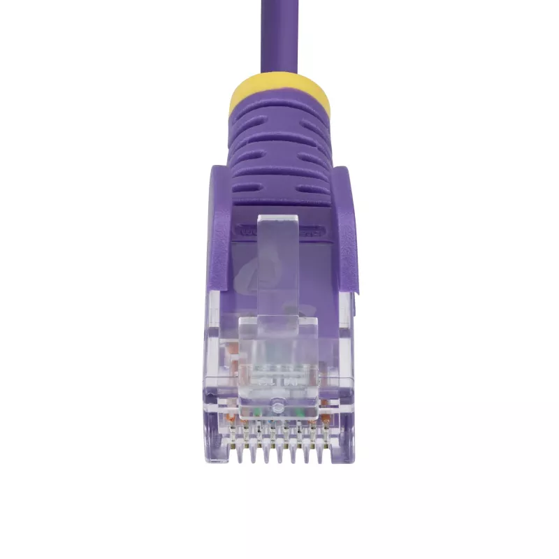 StarTech.com 25 cm Fioletowy cienki kabel Ethernet CAT6, bezzaczepowy, PoE 100 W, UTP, LSZH, linka z czystej miedzi 28 AWG, wąska krosówka sieciowa RJ45 z odciążeniami, testowana indywidualnie