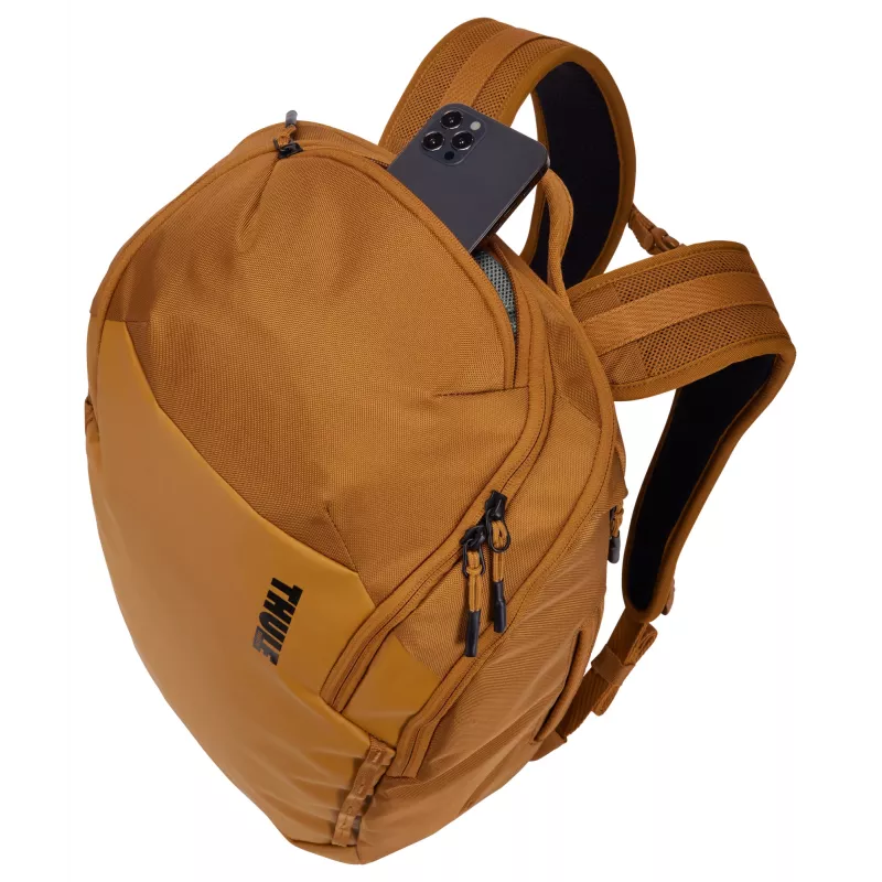 Plecak Thule Chasm TCHB215 Golden Brown Casual backpack Poliester