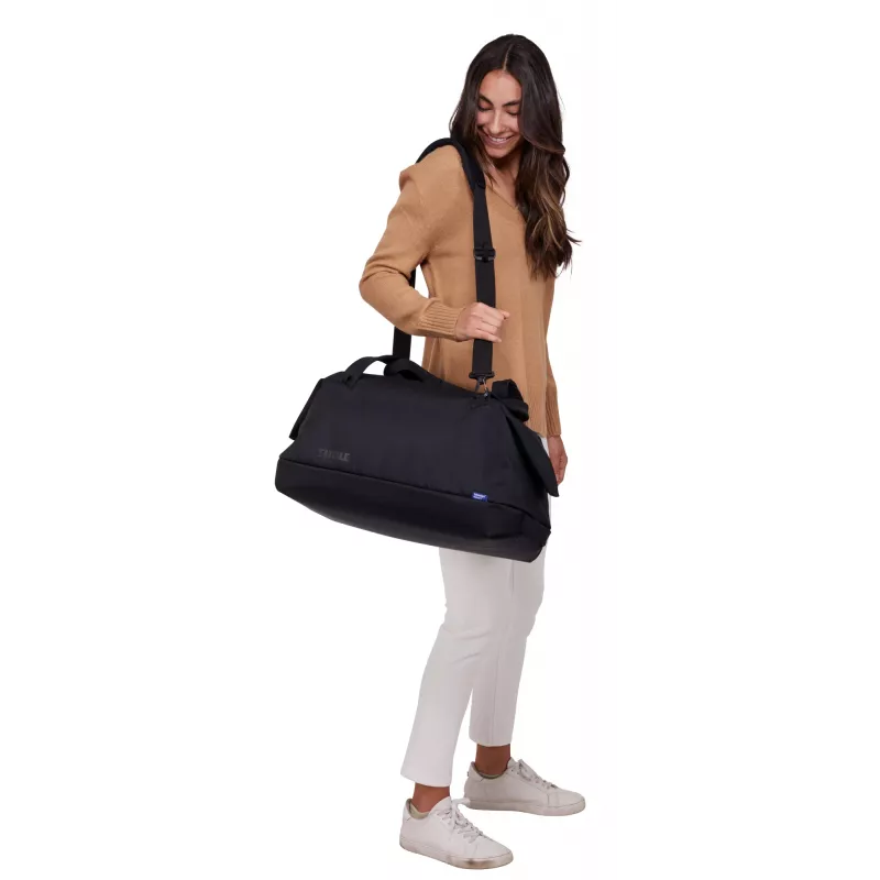 Thule Subterra 2 TSWD435 Czarna torba sportowa 35 L Poliester