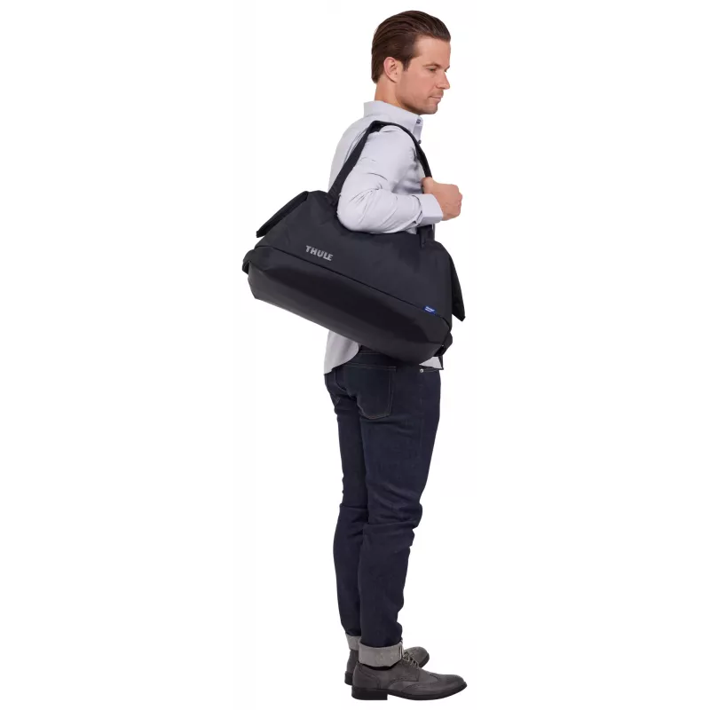 Thule Subterra 2 TSWD435 Czarna torba sportowa 35 L Poliester