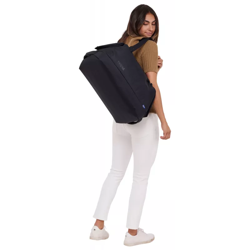 Thule Subterra 2 TSWD435 Czarna torba sportowa 35 L Poliester