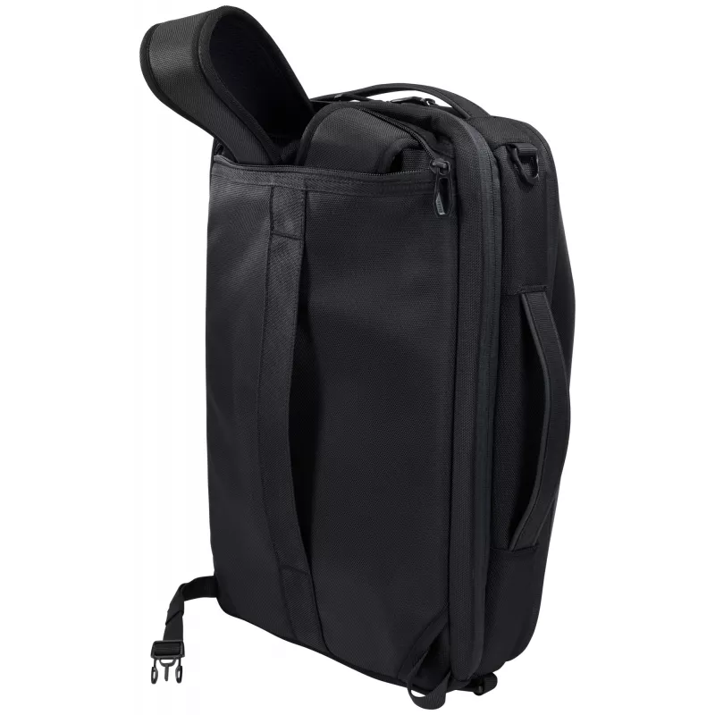 Plecak Thule Accent Convertible 17L — czarny, pojemność 17 L, opcje noszenia z możliwością konwersji