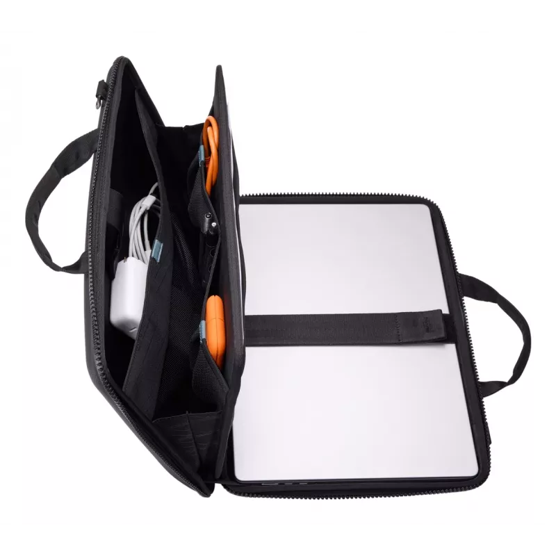 Torba na laptopa Thule Gauntlet 16 do 16-calowego MacBooka, czarna, wzmocniony rękaw i ochronny zamek