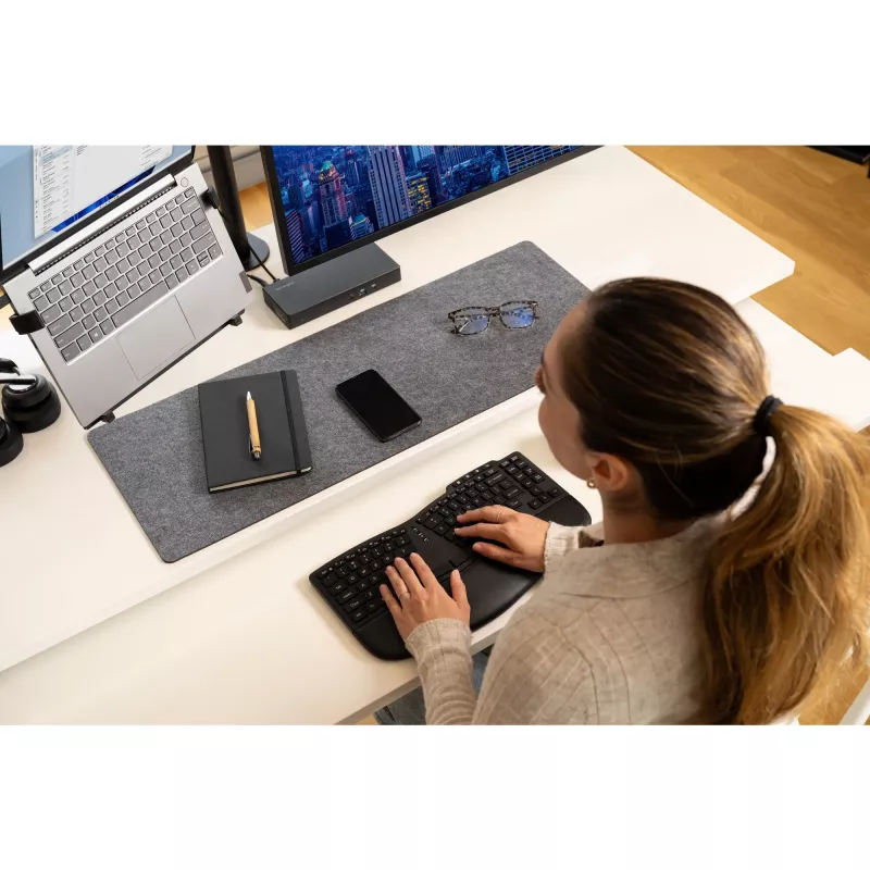 Uniwersalny uchwyt na laptopa do ramion monitorowych Kensington, 4,5 kg, czarny