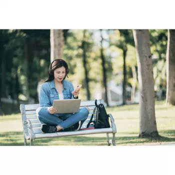 Kensington H1050 EQ Bluetooth On-Ear Headset z technologią redukcji szumów otoczenia