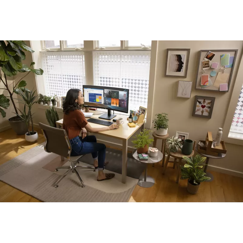 HP P34hc G4 WQHD USB-C Curved Monitor, 86,4 cm (34 cale), 3440 x 1440 pikseli, Wide Quad HD, LCD, 5 ms, Czarny