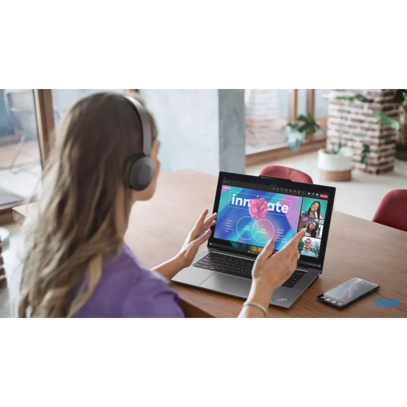 Laptop Lenovo ThinkPad X9-15p Gen 1 Aura Edition Copilot+ 358H, dotykowy 15,3 cala, 2,8K, 64 GB RAM, 1 TB SSD, Wi‑Fi 7, Windows 11 Pro