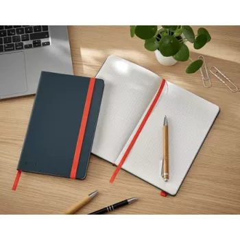Leitz Cosy Notebook Soft Touch Squared with Hardcover, Monochromatyczny, Czarny, A5, 80 arkuszy, Matowy, 100 g/m²