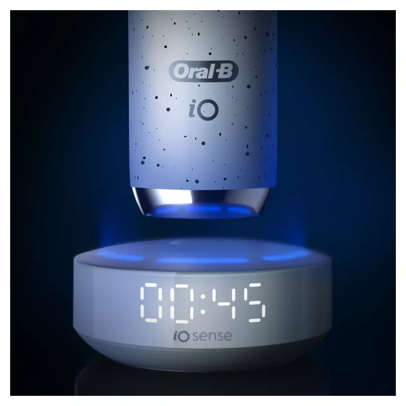 Szczoteczka elektryczna rotacyjno-oscylacyjna Oral-B iO Series 10 dla dorosłych, biała