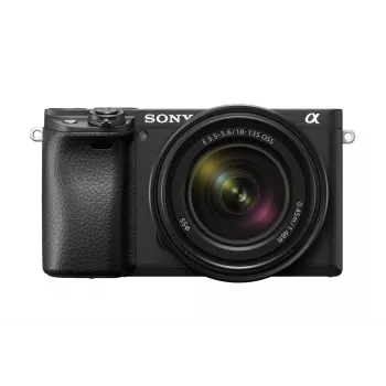 Sony α 6400 + SEL18135 MILC 24.2 MP CMOS 6000 x 4000 pikseli Czarny