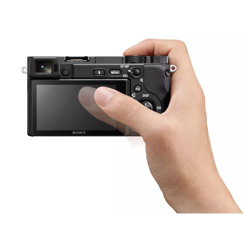 Sony α 6400 + SEL18135 MILC 24.2 MP CMOS 6000 x 4000 pikseli Czarny