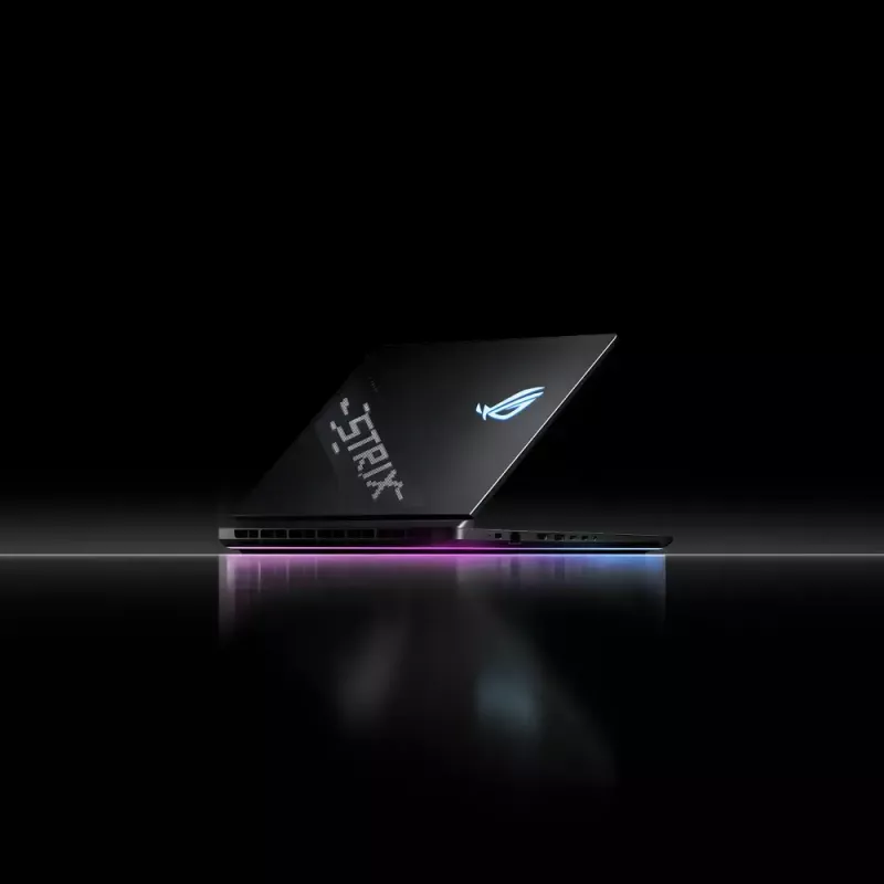 Laptop ASUS ROG Strix SCAR 18 G835LX-SA009W Intel Core Ultra 9 275HX 64 GB 2 TB RTX 5090