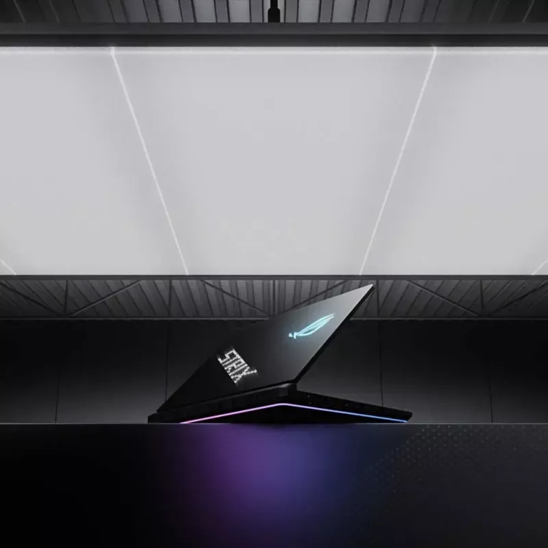 Laptop ASUS ROG Strix SCAR 18 G835LX-SA009W Intel Core Ultra 9 275HX 64 GB 2 TB RTX 5090