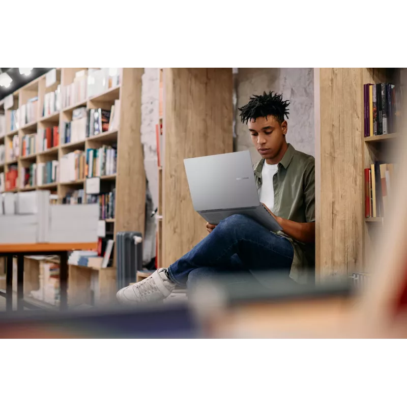 ASUS Vivobook 14 M1407GA-LY012W Copilot+ PC AMD Ryzen™ AI 7 445 Laptop 35.6 cm (14 cali) WUXGA 16 GB DDR5-SDRAM 512 GB SSD Wi-Fi 6 (802.11ax) Windows 11 Home Holenderski Srebrny