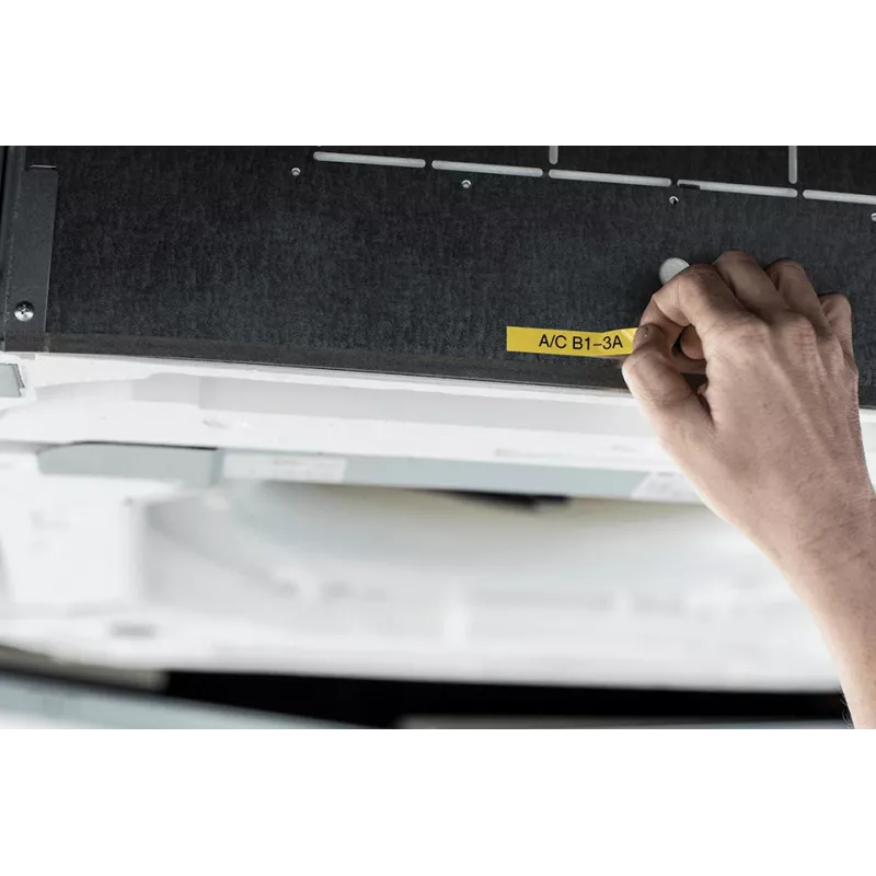 Drukarka etykiet Brother PT-E110VP Termotransferowa Kolor 180 x 180 DPI 20 mm/s TZe QWERTY