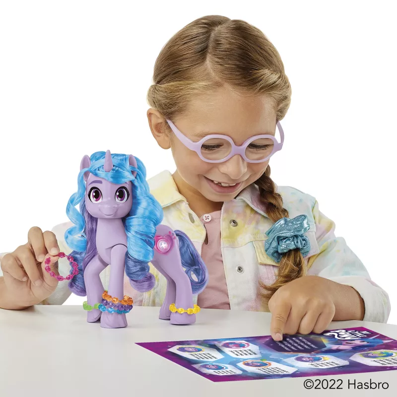 My Little Pony Zobacz Swój Blask Izzy Moonbow, Dziewczynka, 5 lat, Efekty świetlne, Dźwięk