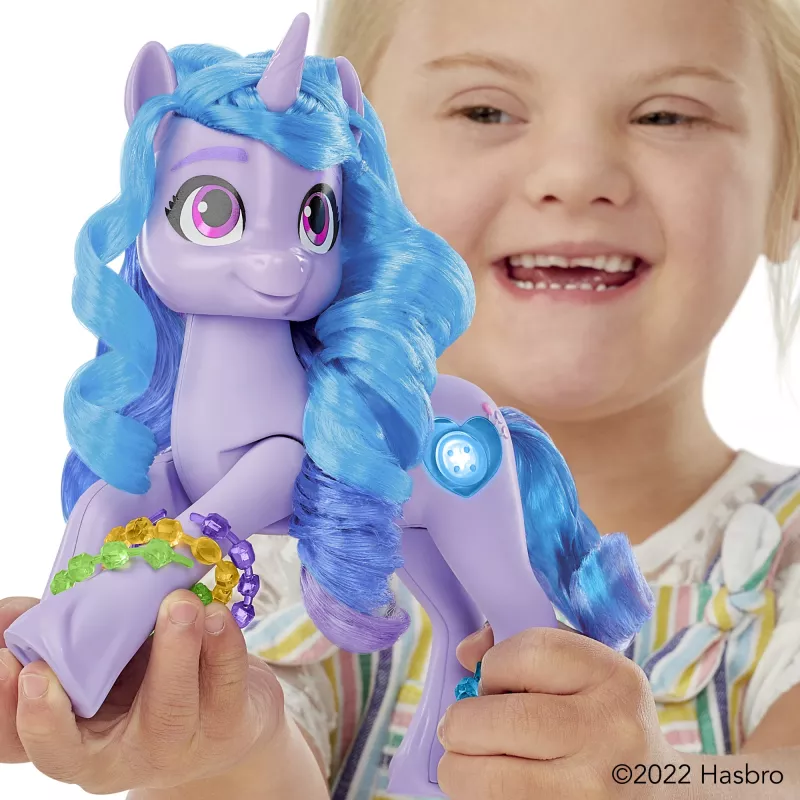 My Little Pony Zobacz Swój Blask Izzy Moonbow, Dziewczynka, 5 lat, Efekty świetlne, Dźwięk