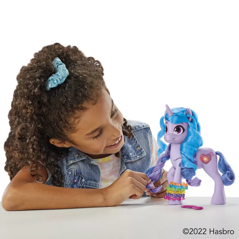 My Little Pony Zobacz Swój Blask Izzy Moonbow, Dziewczynka, 5 lat, Efekty świetlne, Dźwięk