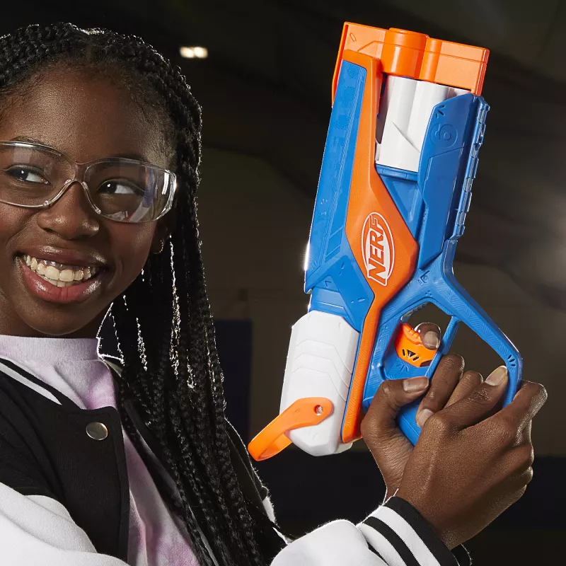 Zabawkowy blaster NERF N Series Agility niebieski pomarańczowy biały 8 lat