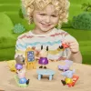 Hasbro Peppa Pig Zestaw Przedszkole z 5 Figurkami i 6 Akcesoriami, Zabawki Przedszkolne dla 3-letnich Dziewczynek i Chłopców i Starszych