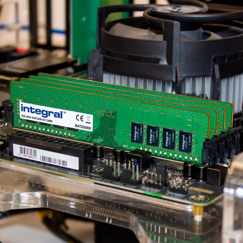 Moduł RAM Integral 32 GB DDR4 3200 MHz PC4-25600 unbuffered non-ECC DIMM 1,2 V 2Gx8 CL22