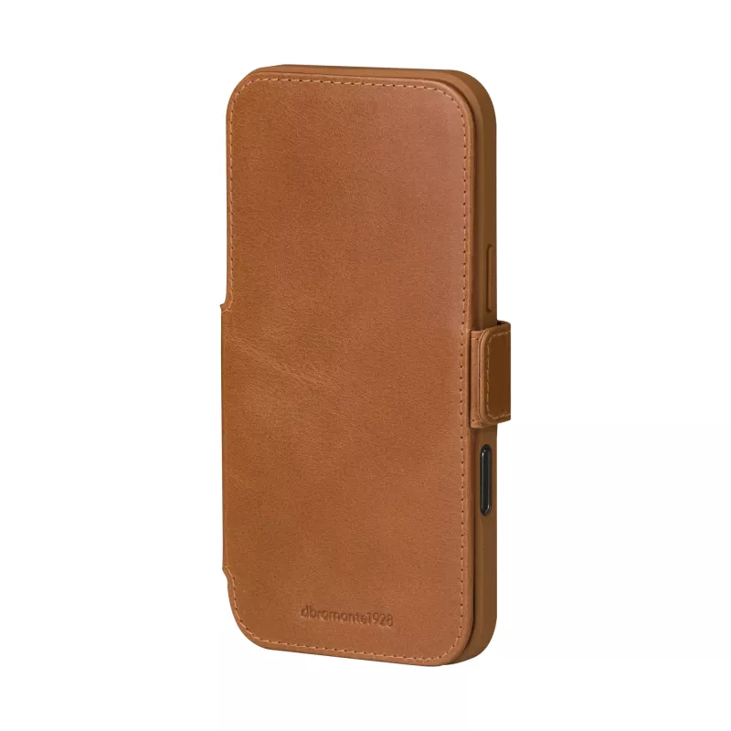 Etui portfelowe dbramante1928 Copenhagen do iPhone 17 Pro Max — Tan, 3 kieszenie na karty, podstawka biurkowa