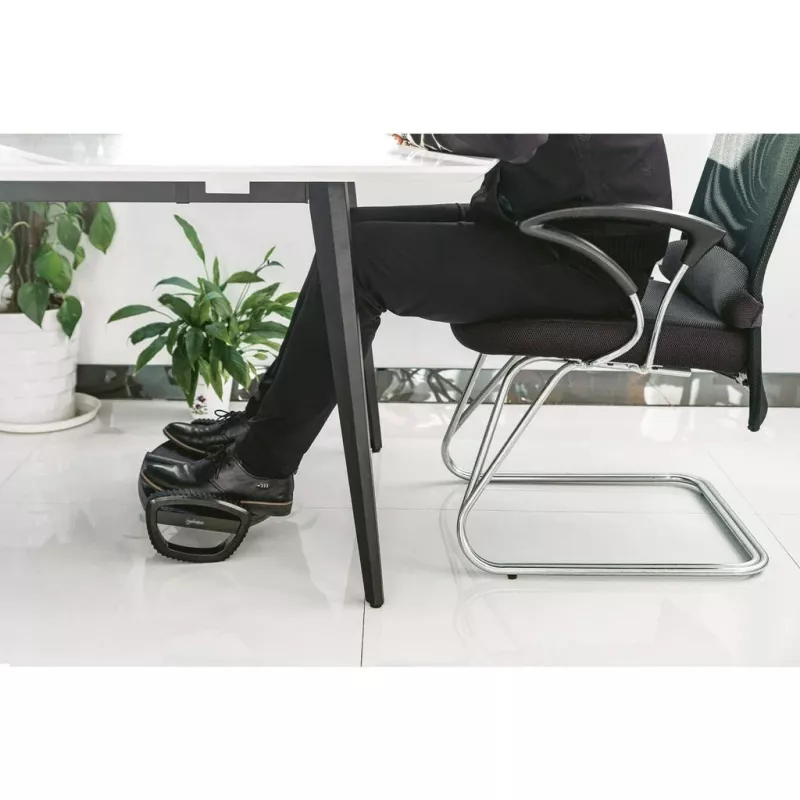 Manhattan Foot Rest/Rocker, Podnóżek bujany pod biurko zwiększający komfort i wydajność, Dwa tryby bujania, 277 x 502 mm, Teksturowana powierzchnia, Czarny, Dożywotnia gwarancja