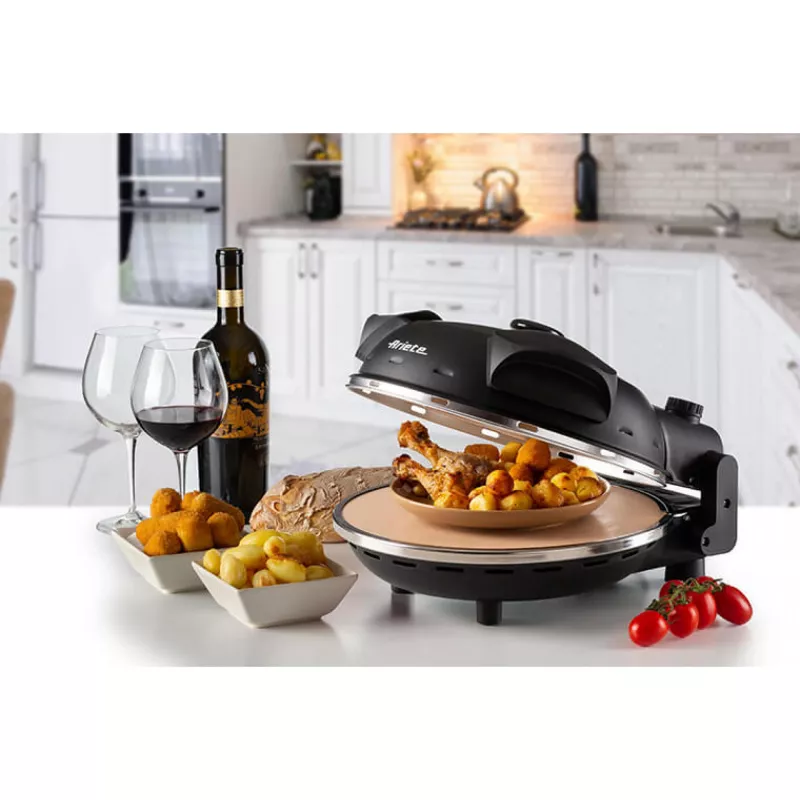 Ariete 917 Piec do pizzy - Pizza w 4 minuty - Kamienna płyta szamotowa z powłoką nieprzywierającą - Maksymalna temperatura 400 ° - 1200 W - Wyłącznik czasowy 30' - Czarny