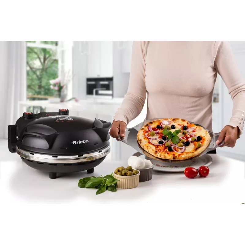 Ariete 917 Piec do pizzy - Pizza w 4 minuty - Kamienna płyta szamotowa z powłoką nieprzywierającą - Maksymalna temperatura 400 ° - 1200 W - Wyłącznik czasowy 30' - Czarny