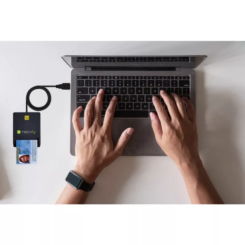 Techly Compact Smart Card Reader/Writer USB-C™ biały, USB 2.0, 1.5 m, Czarny, 102 g