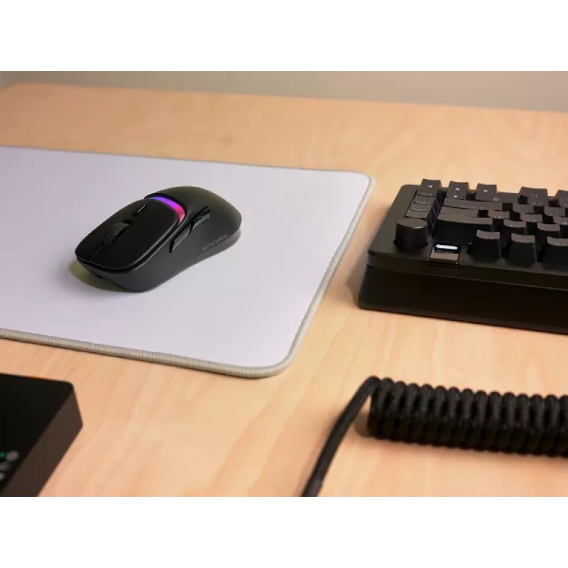 Glorious Gaming Model D3 Bezprzewodowa mysz gamingowa - System wymiennych baterii InfinitePlay, Polling 8 kHz, Przełączniki optyczne o wytrzymałości 130 mln kliknięć, Ultralekka 69 g, Sensor optyczny 30 000 DPI, RGB - Czarna