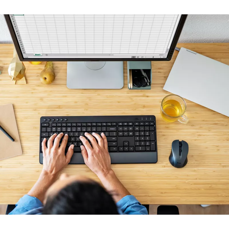Trust Trezo Klawiatura z myszą Biurowa RF Bezprzewodowa AZERTY Belgijska Czarna